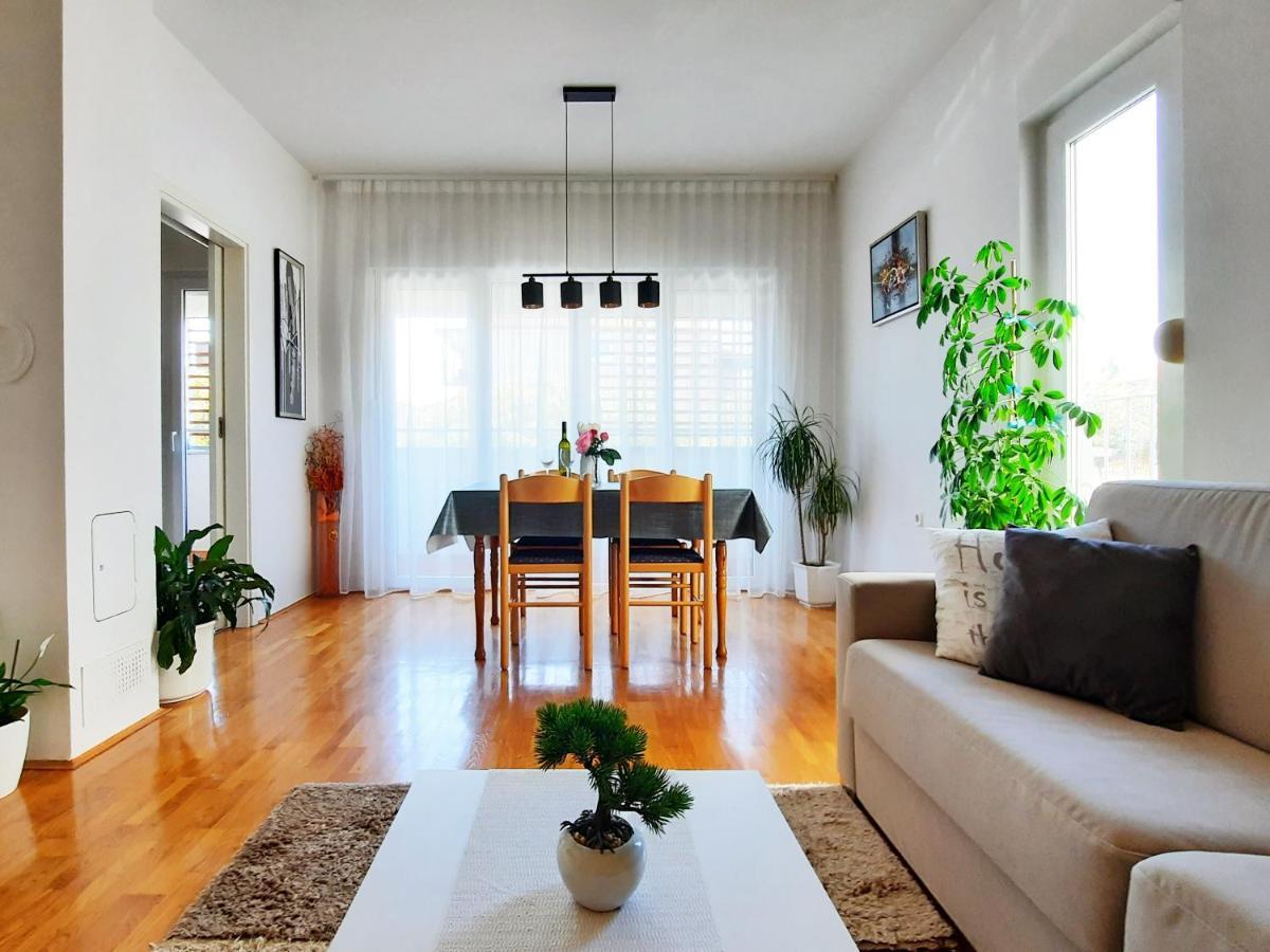 Apartment Violetta-Punta 우마그 외부 사진